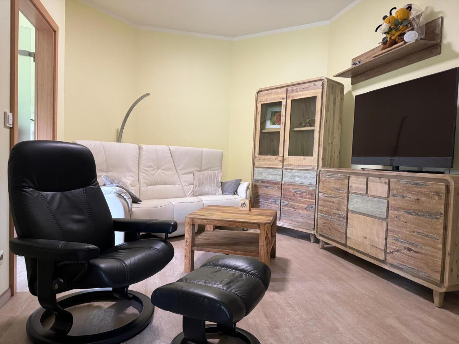 Ferienwohnung Gnubbel Am Wald Weisswasser Exterior foto